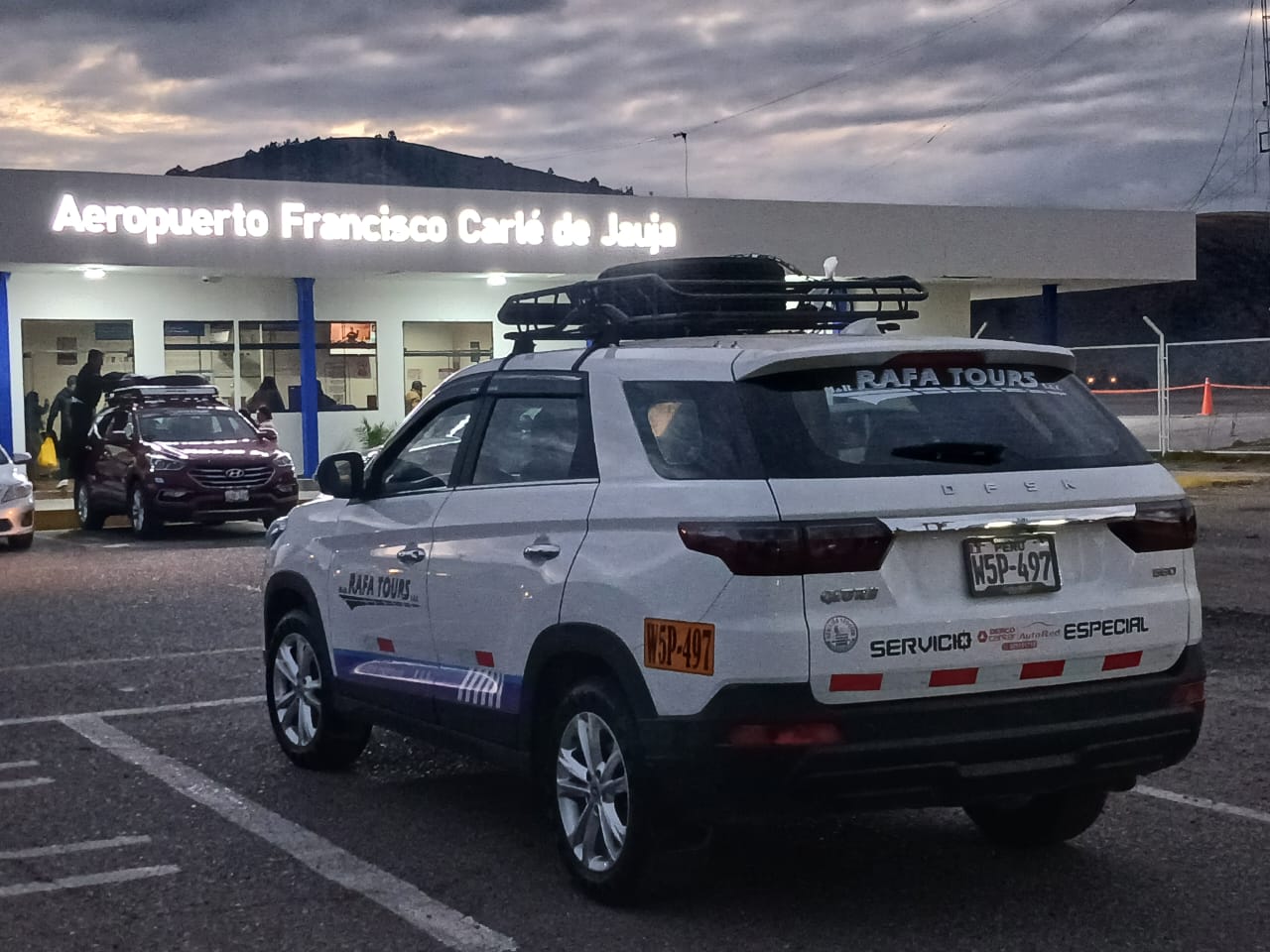 Unidad Rafa Tours en Aeropuerto Francisco Carlé